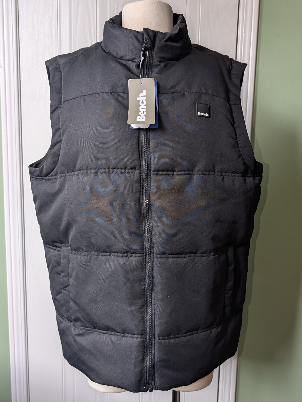 Bench Black Quilted Puffer Vest - Zip Front Sz L